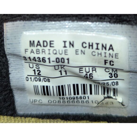 Athletic_Shoes